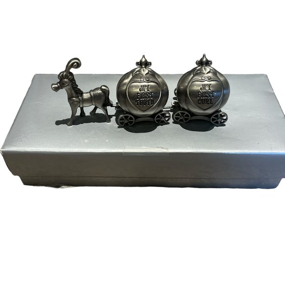 BABY GIFT Keepsake Boxes Tooth Fairy Lock of Hair Pumpkin Carriage Locket - Picture 8 of 13